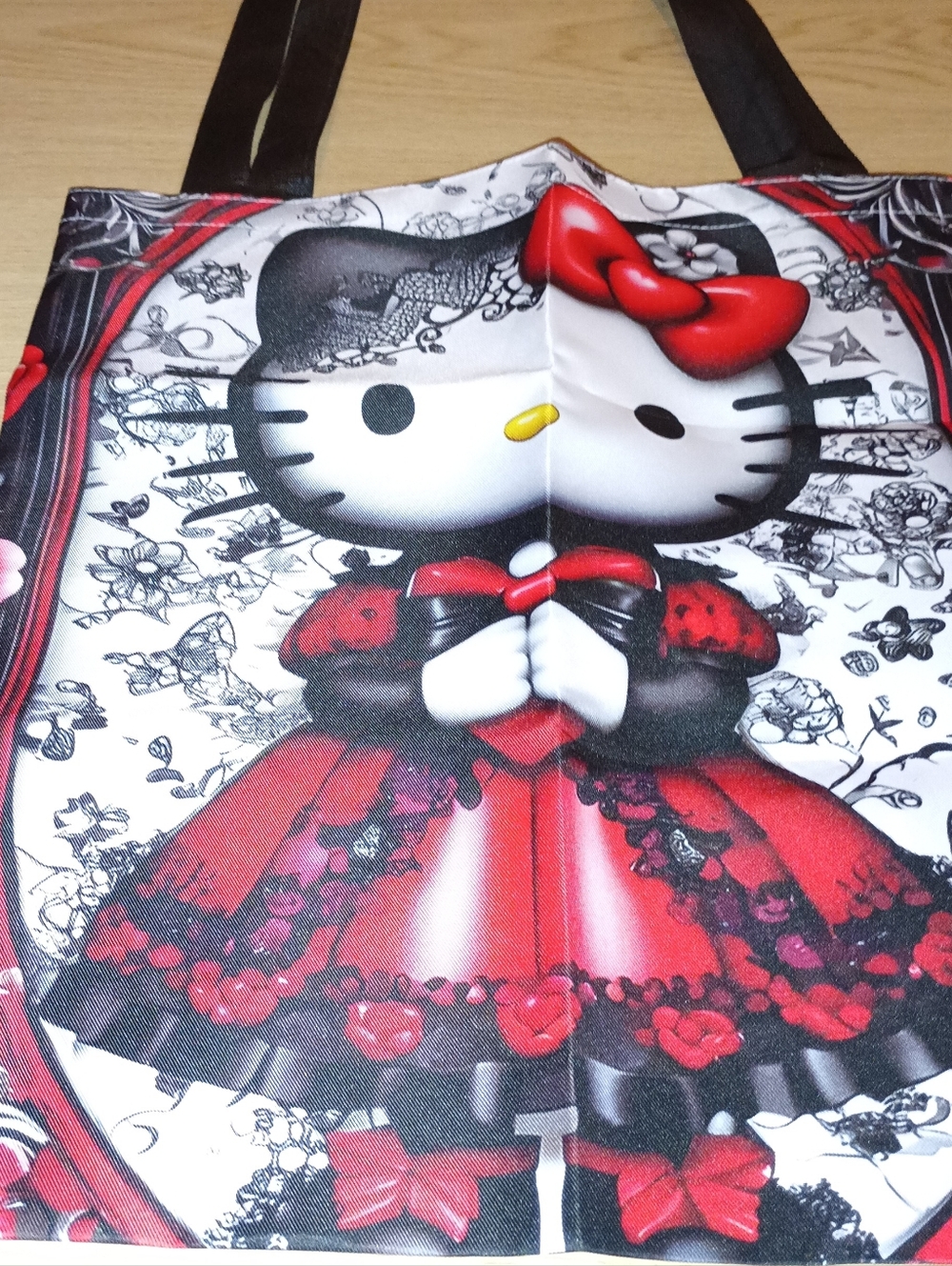 Hello Kitty Gothic Tote - Picture 3 of 3